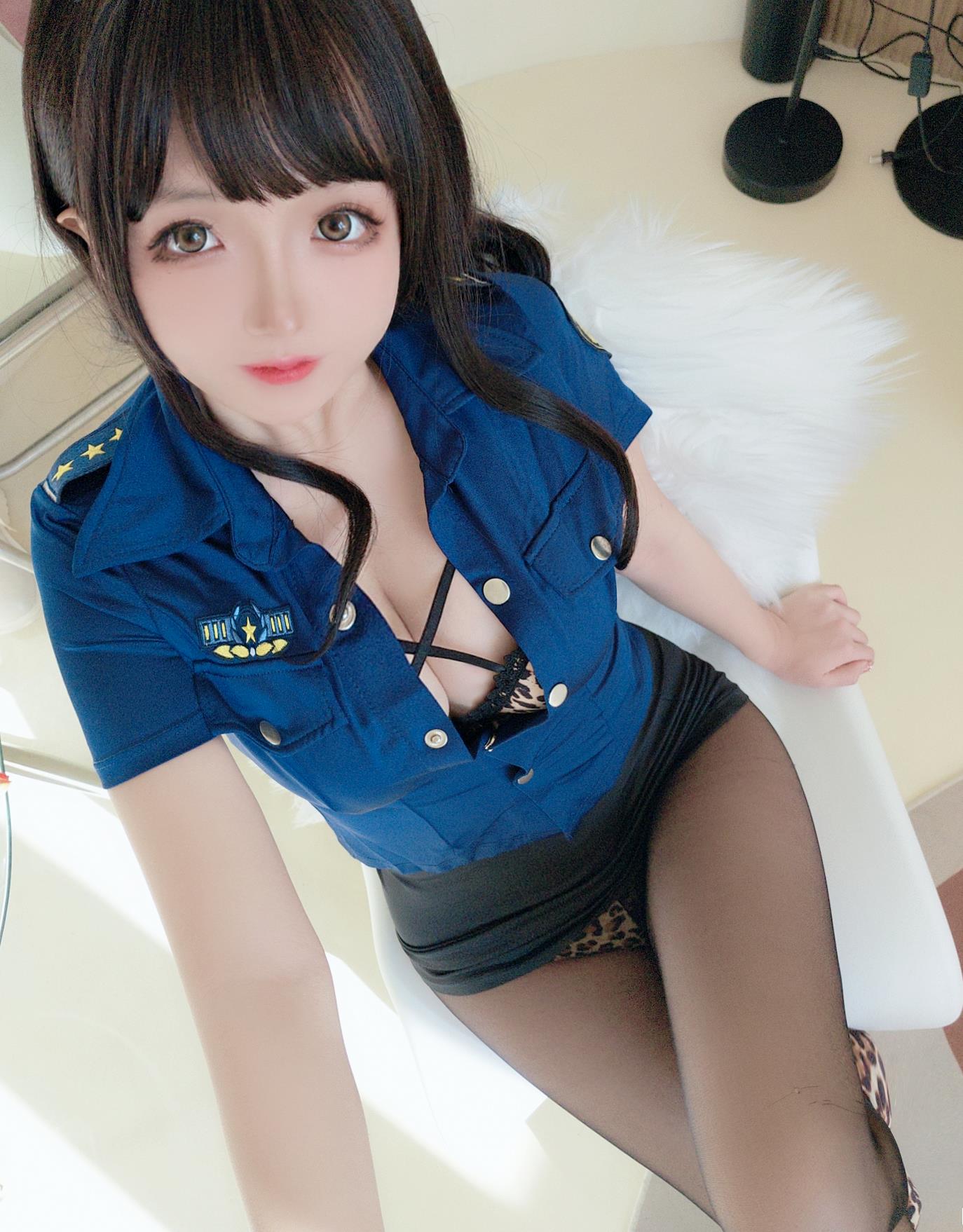 Cos Day Nai Jiao Vol.038 leopard print policewoman selfie(23)